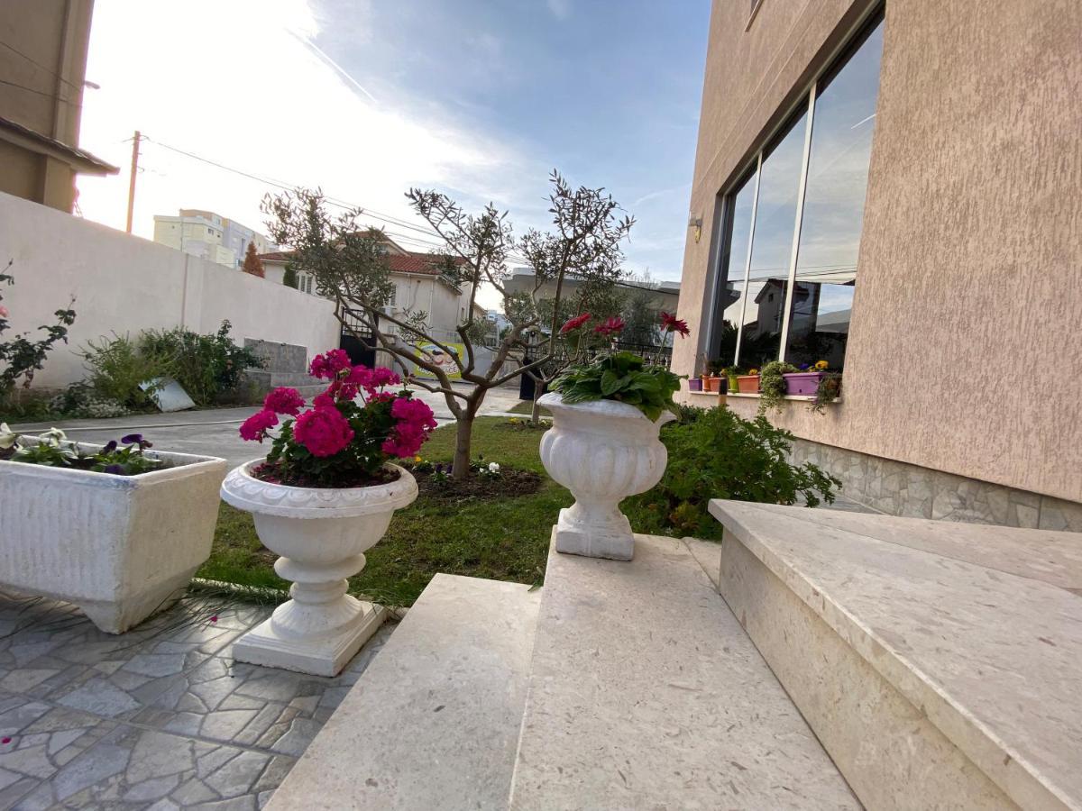 Villa Dedej Durrës Exterior foto